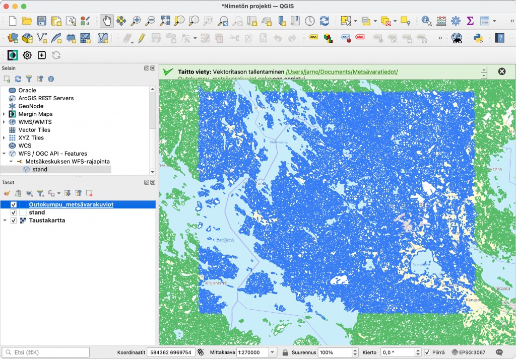 Karttaikkunan rajauksen (bounding box) perusteella tallennettu metsävarakuviot-aineisto, (sininen väri) erottuu taustalla olevasta koko Suomen kattavasta metsävarakuviot-aineistosta (vihreä väri) 